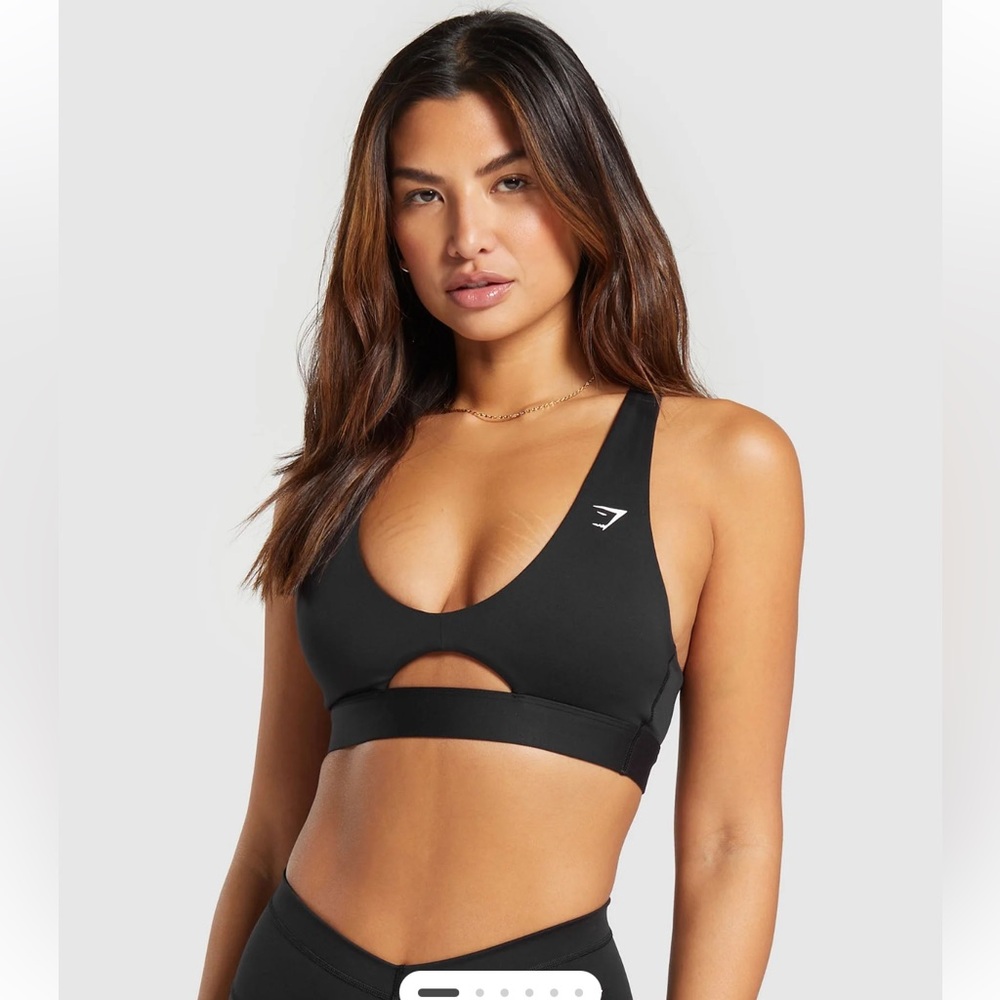 Gymshark peek a boo sports bra